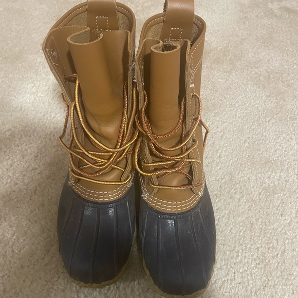 L.L.Bean Boot - Picture 2 of 4